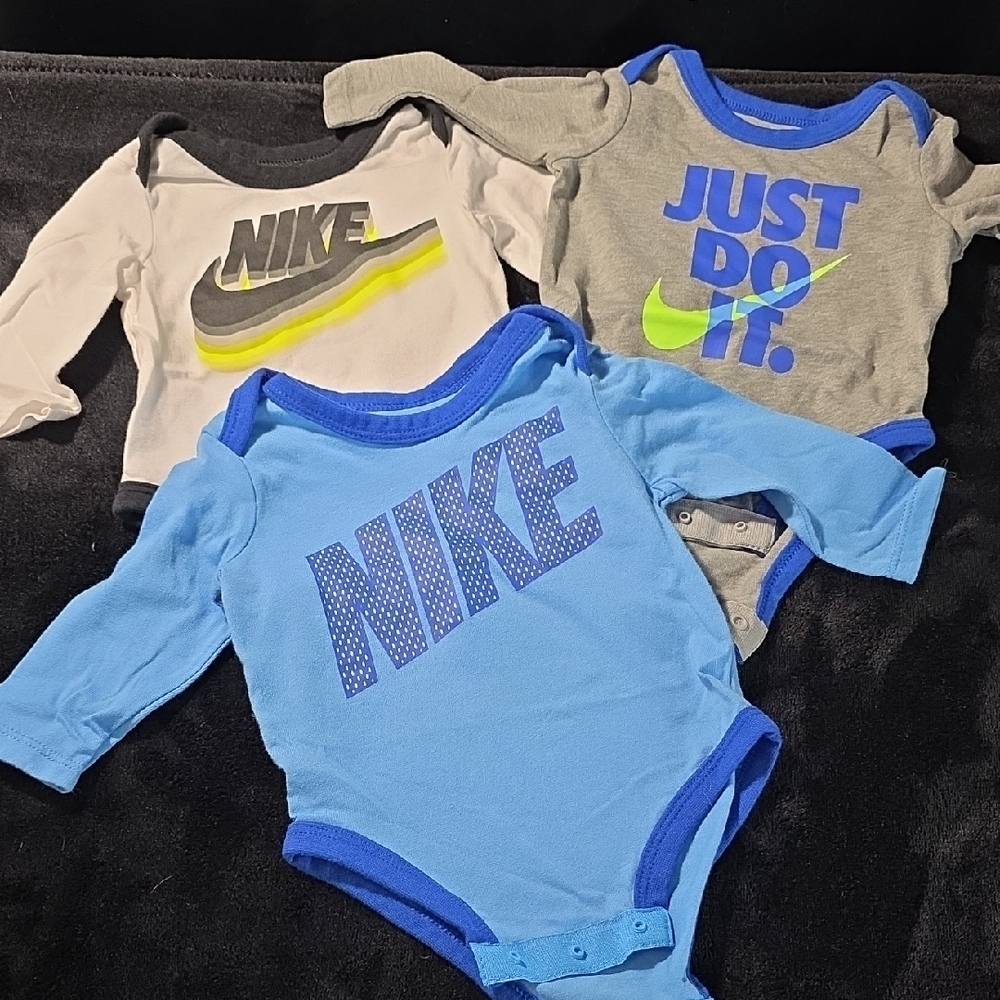 Nike Baby Bodysuit Trio - Blue, Gray, White